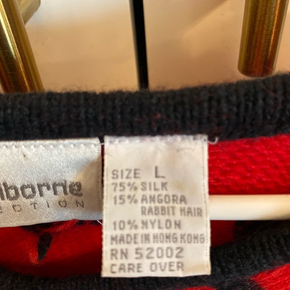 Vintage 90s Liz Claiborne Red silk Angora blend sweater black swirl embroidery. - Picture 8 of 12